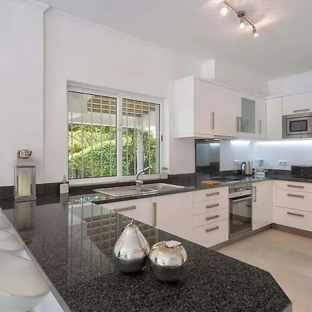 Villa Vivary